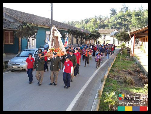 vichuquen  procesión virgen del carmen fiestas religiosas