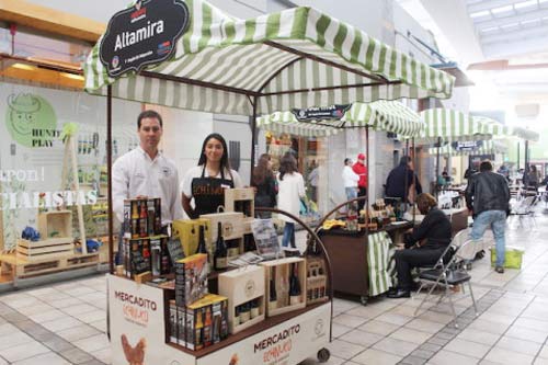 sexta versión de “Mercadito Echinuco” en Parque Arauco
