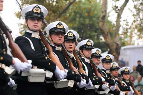desfile 120 años de providencia club de huasos escuela naval