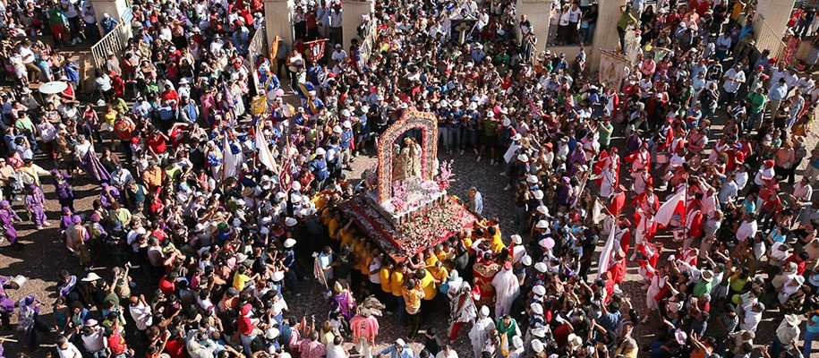 procesion de la fiesta de andacollo foto de tito alarcon