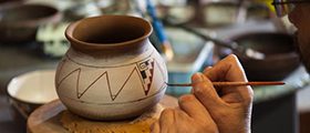 Ulises Lopez reproduccion de ceramica diaguita y precolombina