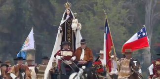 La Virgen del Carmen inició la Parada Militar 2018