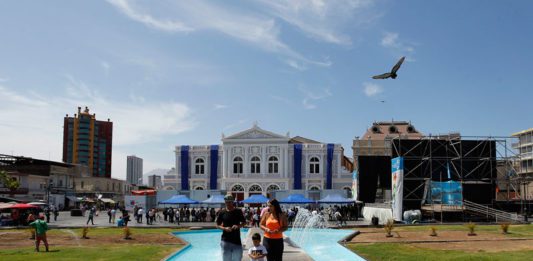 Termina la Restauración de la fachada del Teatro Municipal de Iquique