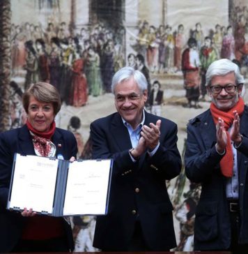 Presidente Piñera firma proyecto de ley que promueve el reconocimiento y cuidado del patrimonio cultural de Chile