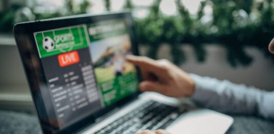 Estrategias de apuestas de fútbol para ganar más apuestas -> Guía para principiantes sobre cuotas, spreads, futuros y estadísticas