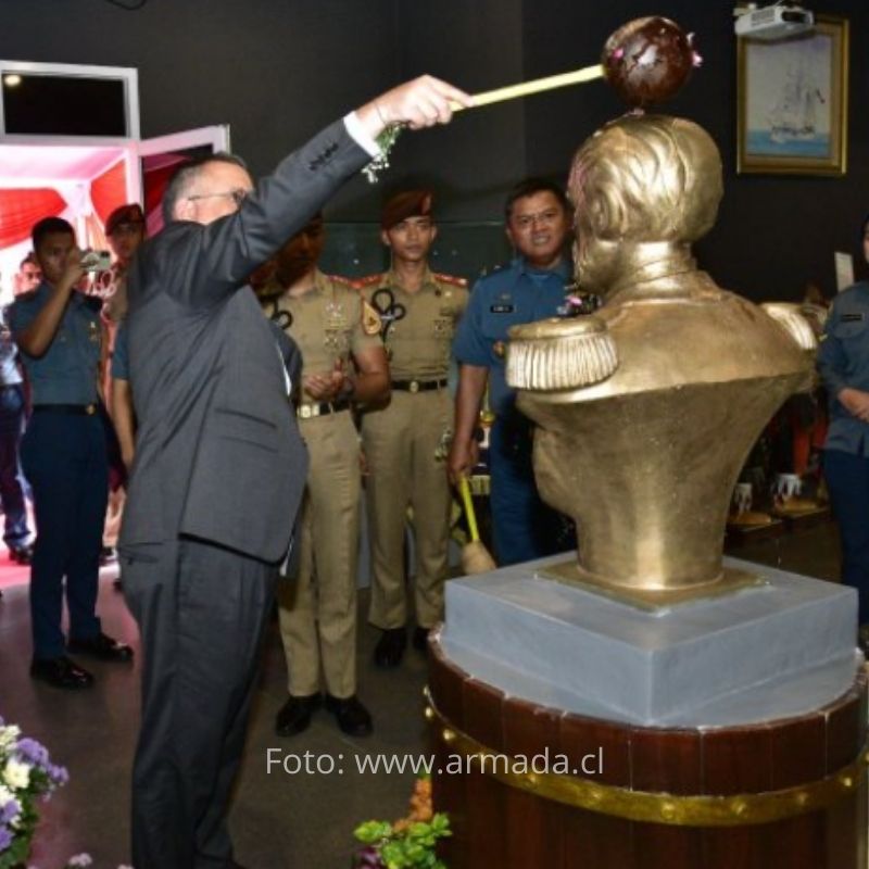 Busto de Arturo Prat fue inaugurado en Indonesia 1 Busto de Arturo pratt fue inaugurado en Indonesia